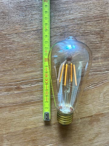 GRATIS 4x E27 240V 50/60Hz lamp warm licht