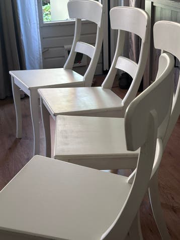 Witte eetkamer stoelen