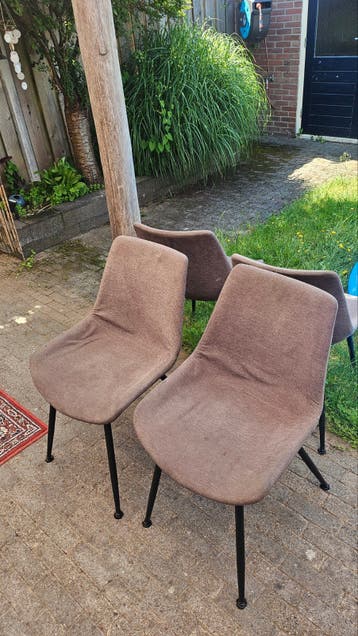 Set van 4 bruine stoelen - Gebruikt