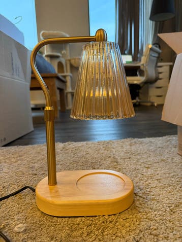 Moderne Kaarsenwarmer met Houten Voet en Gouden Details