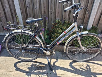 Hollandia Damesfiets - gratis af te halen.