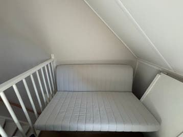 Comfortabele tweepersoons slaapbank