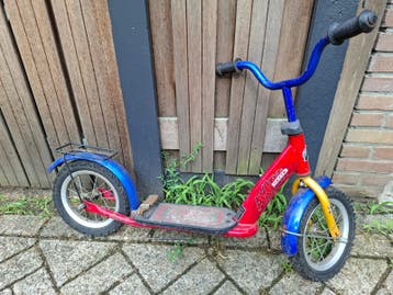 Axiom SK2TR Step - Gebruikt, Rood/Blauw/Geel