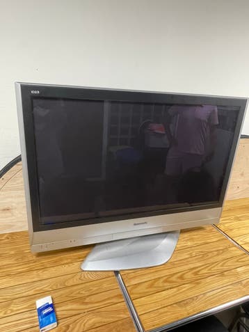 Panasonic 42 inch tv gratis