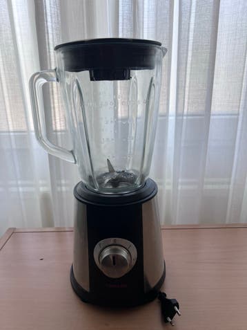 Werkende Tomado Blender - Gebruikt met kleine reparatie