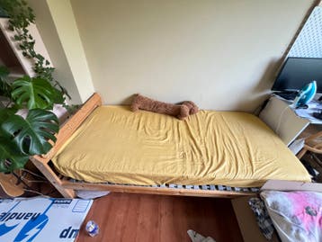Ikea Neiden - single bed