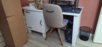Wit bureau met kast - Ideaal voor thuiswerkplek