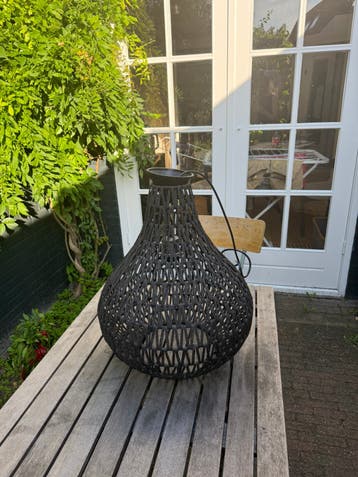 Gratis Afhalen - Zwarte gevlochten lamp