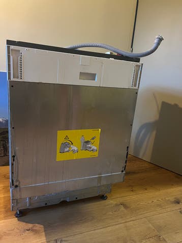 Ikea Lagan vaatwasser - lekkend, gratis ophalen