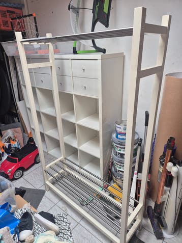 Gratis Kapstok/garderobekast met schoenenrek
