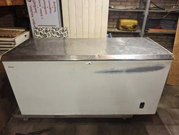 Gram Diepvrieskist 180x70 met RVS deksel