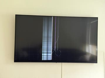 LG 86 inch TV met kapot scherm - Gratis af te halen