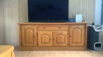 Eiken TV-meubel / dressoir met opbergruimte