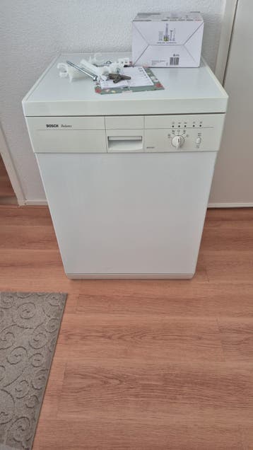 Vaatmachine, gebruikt kan nog rondes mee. Gratis mee te neme