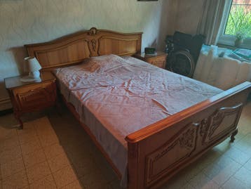 Gratis volledige slaapkamer en woonkamer