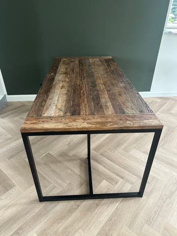 Tafel hout blad en stalen poot 200x90