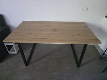 Eettafel JYSK + 2 stoelen | 90x160cm