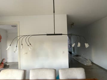 Gratis: Moderne lamp voor eettafel - Ophalen voor 26 juni