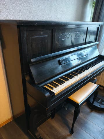 Ed. Seiler piano