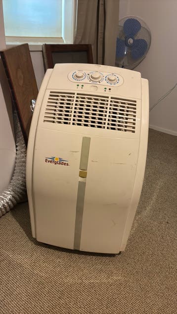 Mobiele airco / Blaast geen koude lucht meer
