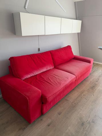IKEA Slaapbank Rood - Verkleurd met Opbergruimte