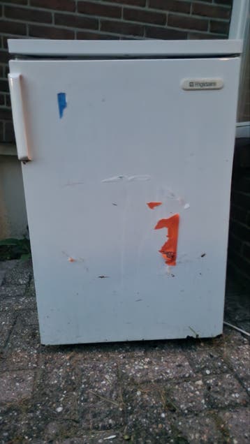 Gratis koelkast met vriesvak (defecten)