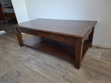 Houten salontafel GRATIS