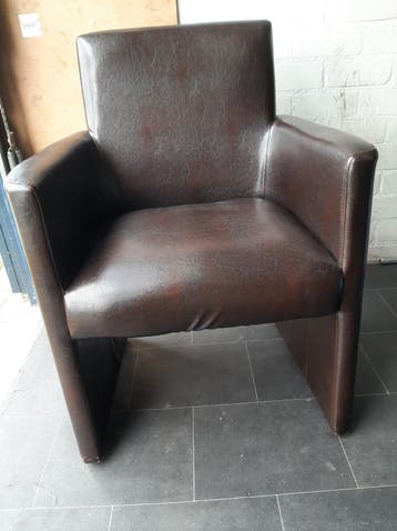 Bruine leren fauteuil - Comfortabel en stijlvol