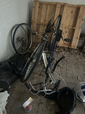 Twee halve fietsen