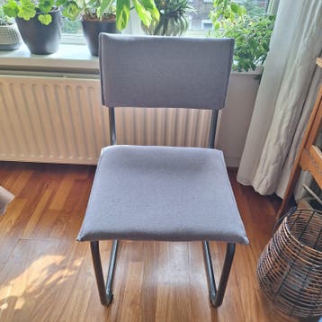 7 stoelen gratis afhalen