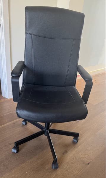 IKEA Office Chair – Black – Excellent Condition