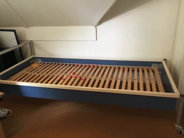 Bed met lattenbodem