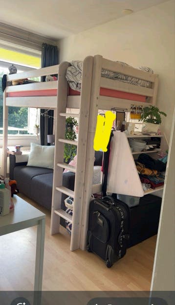 Gratis op te halen hoogslaper. Handig voor op kamers