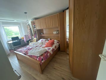 Zware kwaliteit bedombouw met kastenwand - Leeuwarden
