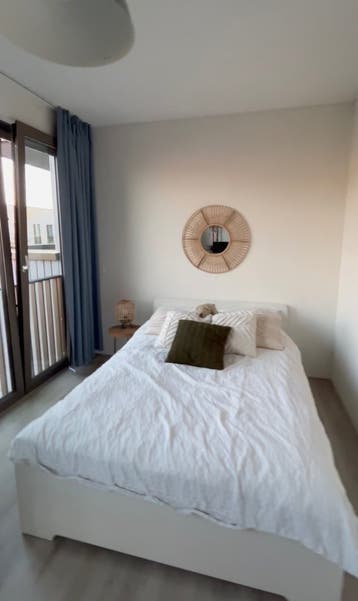 Ikea bed wit 140x200