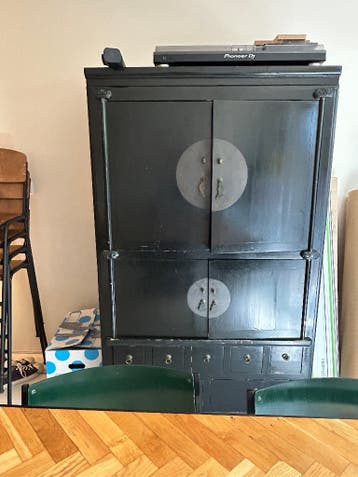 Kast zwart (Chinese bruidskast) veel opbergruimte
