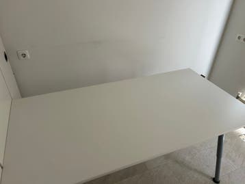 IKEA Galant Bureau - Wit, Verstelbaar Onderstel