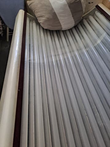 Dubbel zonnebank  gratis  op hallen
