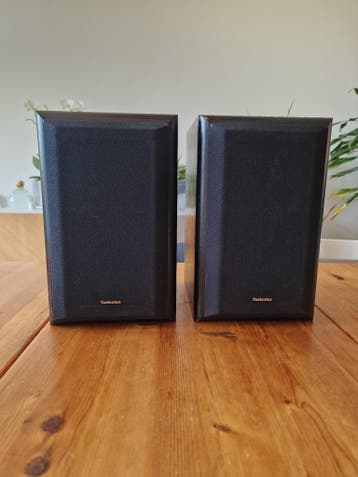 Technics SB-M20 luidsprekers – 1 werkend, 1 voor reparatie