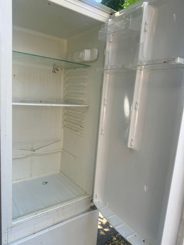 GRATIS KOELKAST/IJSKAST