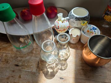 Gratis diverse vazen en potjes - Katten, glas, keramiek