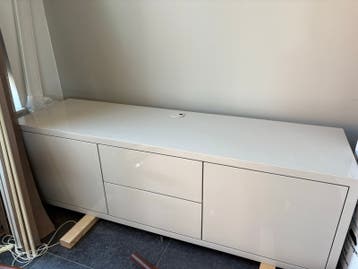 tv-meubel taupe met opbergruimte GRATIS