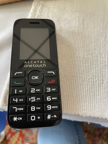 Nooit gebruikte  alcatel onetouch zonder toebehoor