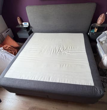 IKEA Boxspring met matras 180x200