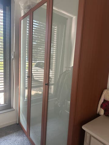 2x Drieurskast Kersenkleur - Gratis af te halen