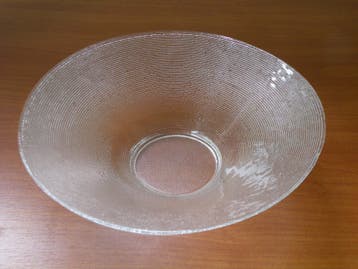 Schaal. Doorsnede 20 cm.