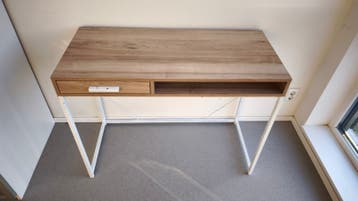 Bureau met lade - 100x45x76cm - Gratis af te halen