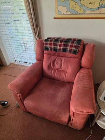 Twee relax stoelen.