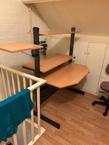GRATIS! Computer bureau Ikea