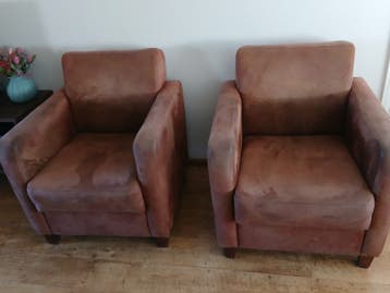 Set van 2 comfortabele fauteuils in bruin suède-look